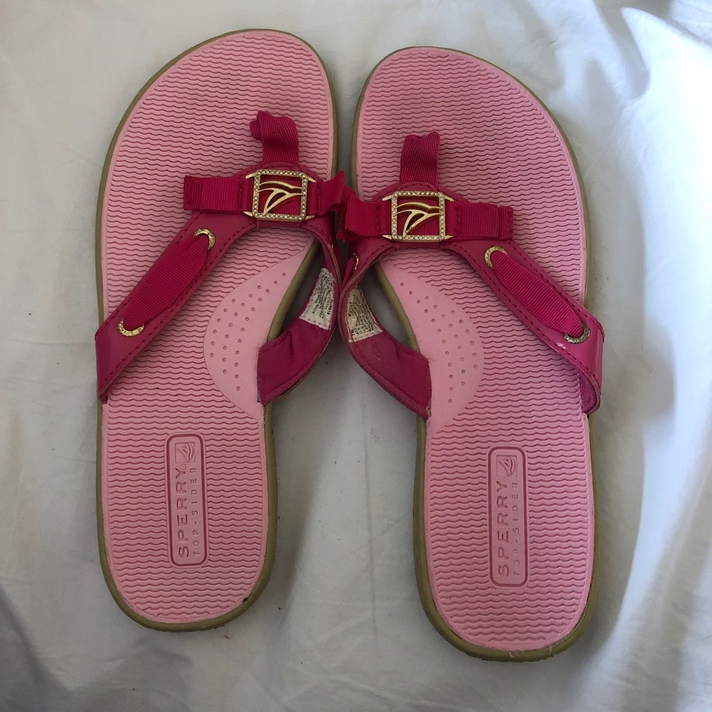 Pink sperry sandals